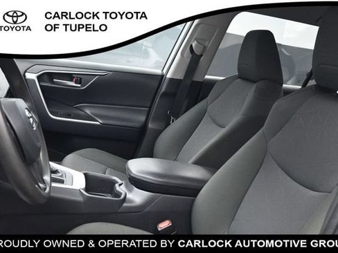Used 2025 Toyota RAV4 XLE FWD image 20
