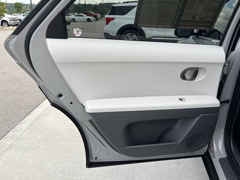 Used 2026 Hyundai Ioniq 5 SE RWD image 17