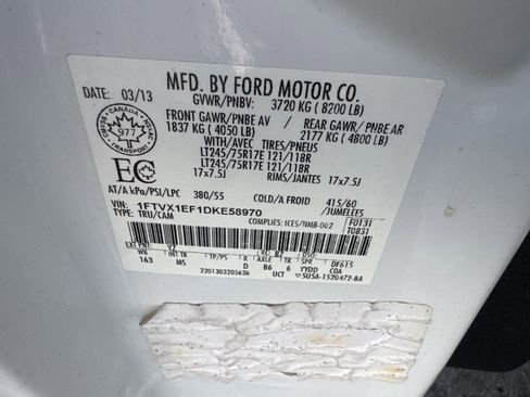 Used 2013 Ford F150 XLT w/ Mid Equipment Group image 14