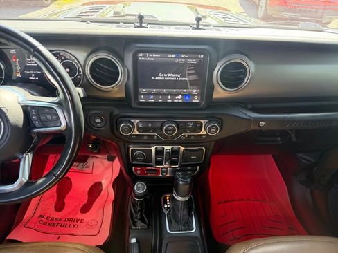 Used 2021 Jeep Wrangler Unlimited Rubicon AWD/4WD image 13