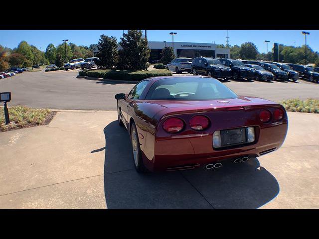 Used 2003 Chevrolet Corvette Coupe w/ Preferred Equipment Group RWD image 9