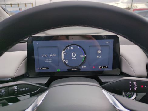 Used 2025 Honda Prologue Touring image 23