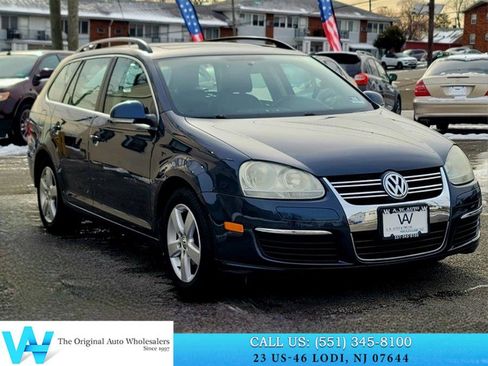 Used 2009 Volkswagen Jetta SE image 1