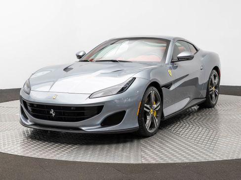 Certified 2019 Ferrari Portofino RWD image 68