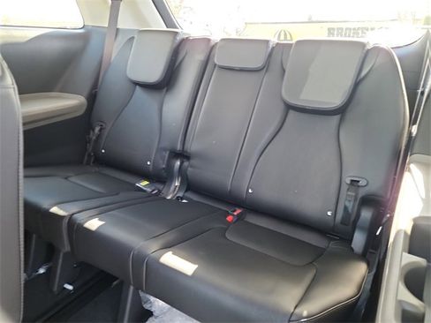 New 2026 Kia Carnival image 16