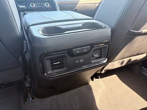 Used 2025 GMC Sierra 1500 AT4 AWD/4WD image 27