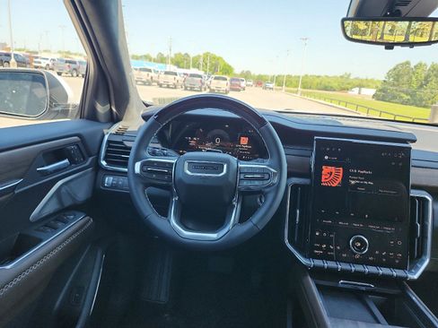 New 2026 GMC Acadia Denali Ultimate FWD image 11