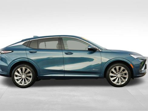Used 2024 Buick Envista Avenir image 9
