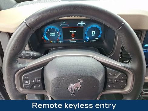 Used 2025 Ford Bronco Big Bend AWD/4WD image 4