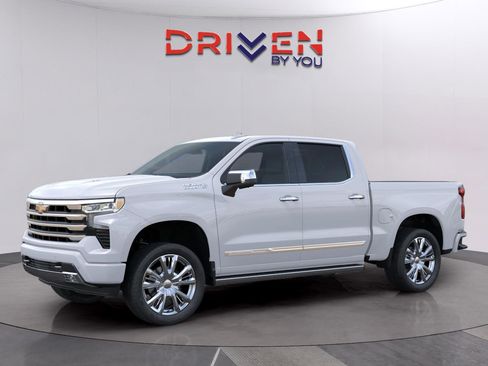 New 2026 Chevrolet Silverado 1500 High Country AWD/4WD image 3