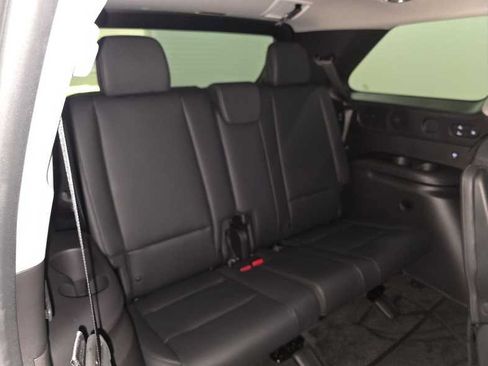 Used 2026 Hyundai Palisade Limited AWD/4WD image 12