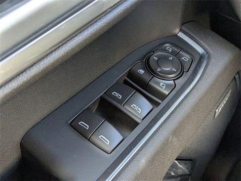 New 2026 GMC Sierra 1500 SLT w/ SLT Premium Plus Package image 30