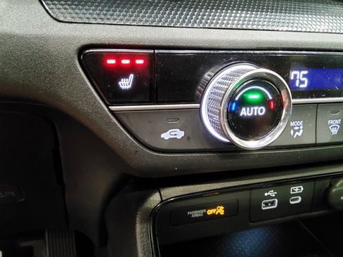 Used 2024 Honda CR-V Sport image 28