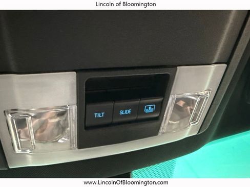 Used 2017 Ford Explorer Platinum image 82