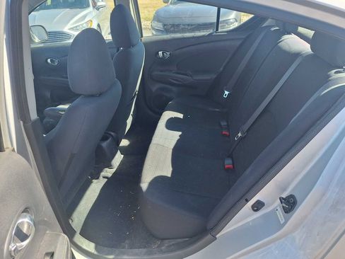 Used 2013 Nissan Versa SV w/ Convenience Pkg image 12