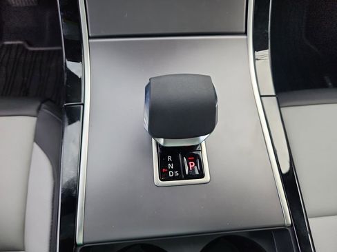 New 2026 Land Rover Range Rover Velar S image 16