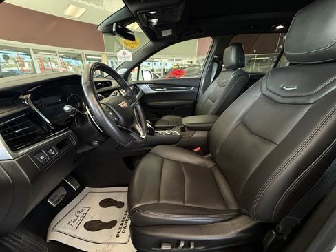 Used 2023 Cadillac XT6 Sport AWD/4WD image 30