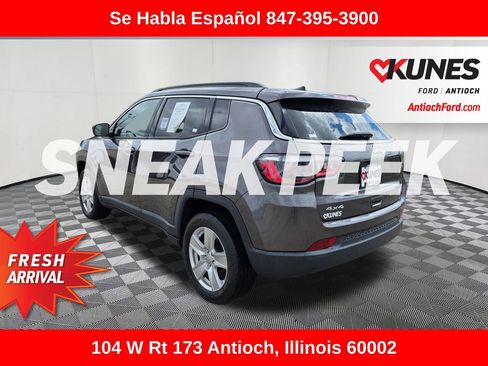 Used 2022 Jeep Compass Latitude w/ Convenience Group AWD/4WD image 6