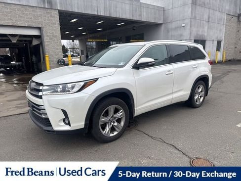 Used 2019 Toyota Highlander Limited image 16
