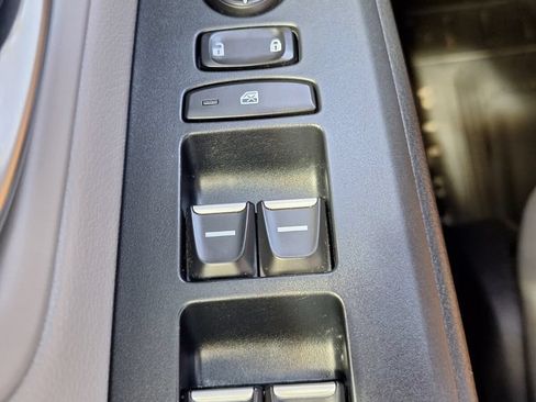 Used 2024 Honda Pilot EX-L image 15