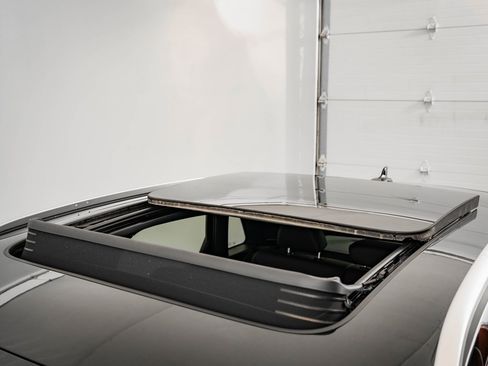 Certified 2024 Audi Q3 2.0T Premium w/ Convenience Package image 14