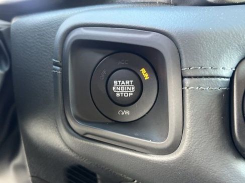 New 2026 Jeep Gladiator Mojave w/ Steel Bumper Group image 25