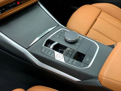 Certified 2023 BMW 330i xDrive Sedan w/ Driving Assistance Package image 22