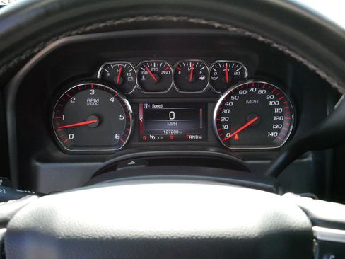 Used 2015 GMC Sierra 1500 SLT w/ SLT Crew Cab Value Package image 21