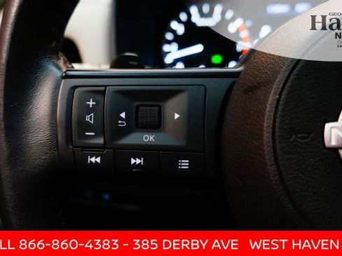 Certified 2024 Nissan Rogue SV w/ SV Premium Package AWD/4WD image 22