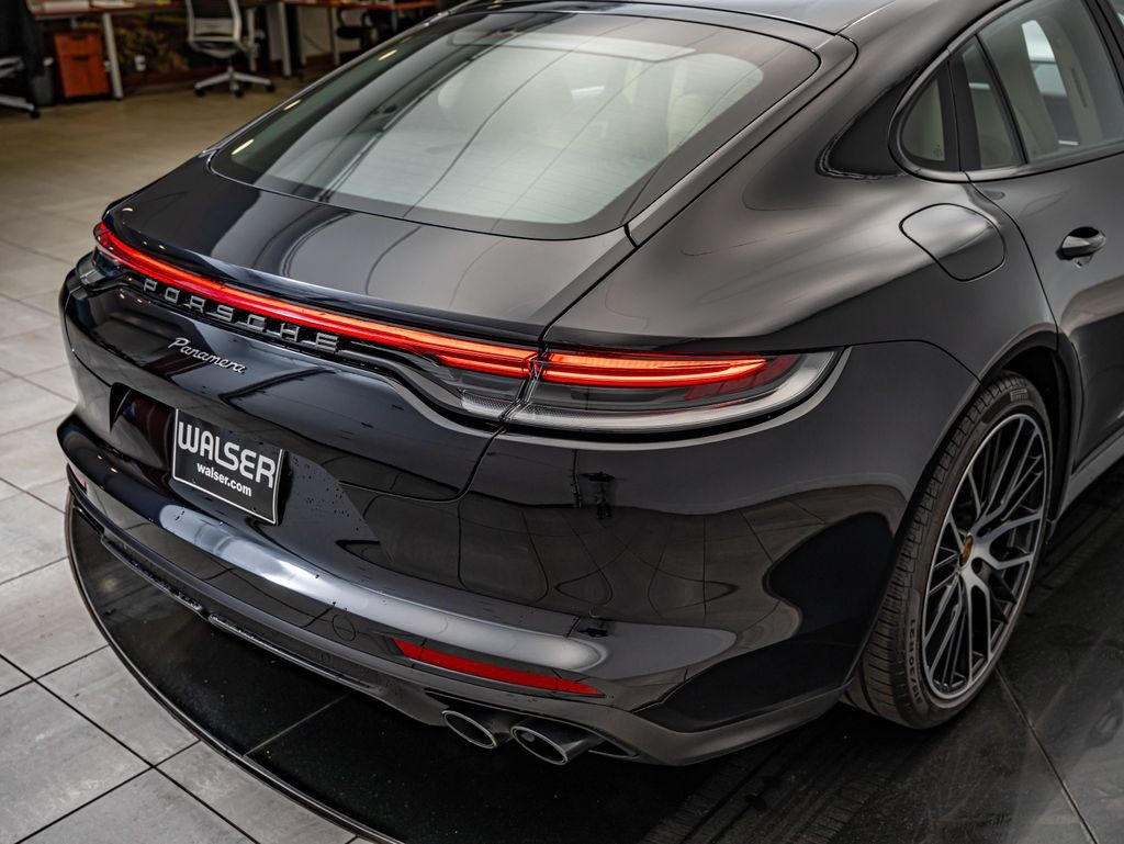 Certified 2023 Porsche Panamera Platinum Edition RWD image 20