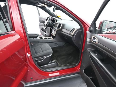 Used 2015 Jeep Grand Cherokee Laredo w/ Quick Order Package 23E image 16