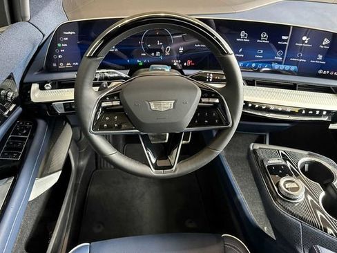 New 2026 Cadillac Optiq Sport 2 image 14