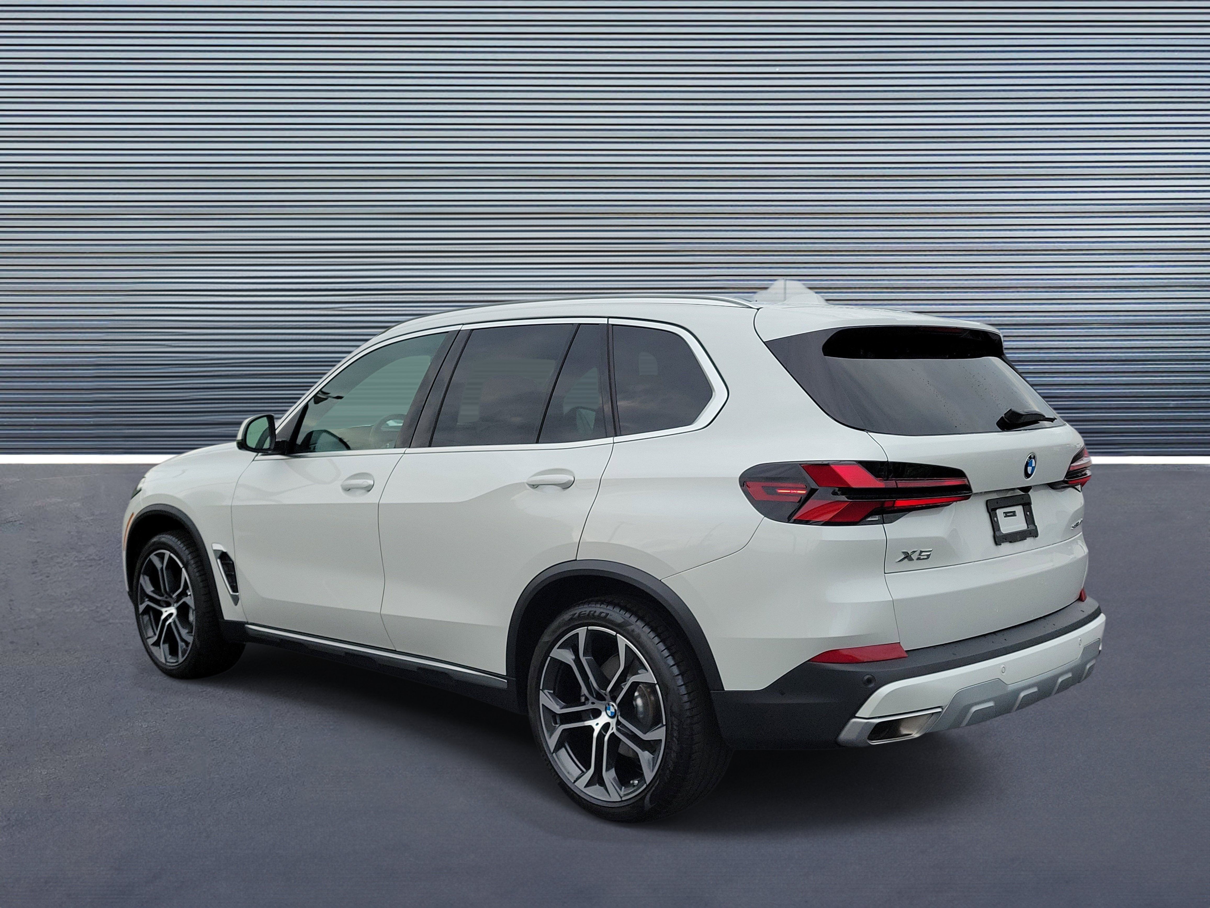 Used 2026 BMW X5 sDrive40i RWD image 4