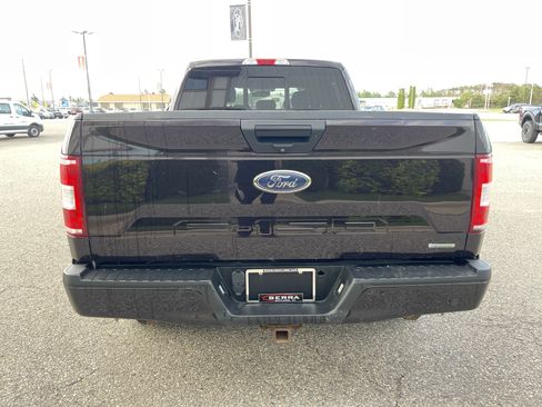 Used 2018 Ford F150 XLT w/ Equipment Group 302A Luxury AWD/4WD image 4