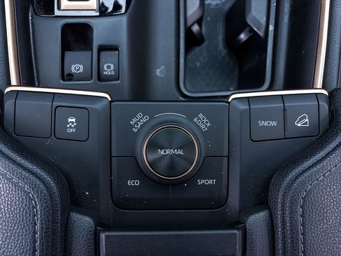 Used 2025 Toyota Grand Highlander MAX Limited image 29