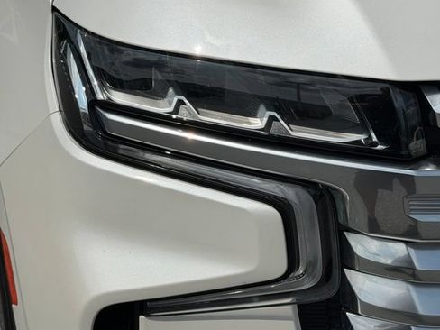 Certified 2024 Chevrolet Tahoe High Country AWD/4WD image 18