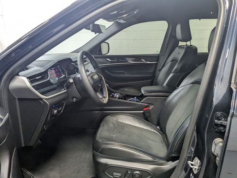 Used 2022 Jeep Grand Cherokee Trailhawk 4xe AWD/4WD image 19