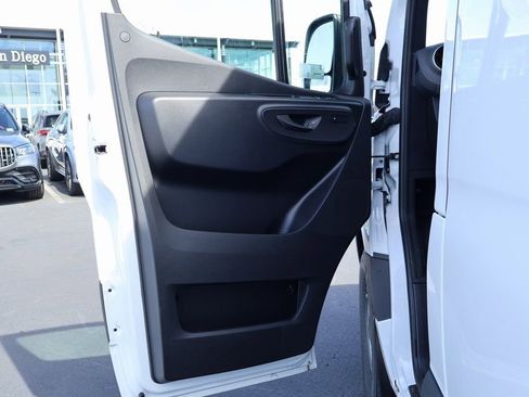 New 2025 Mercedes-Benz Sprinter 2500 image 7