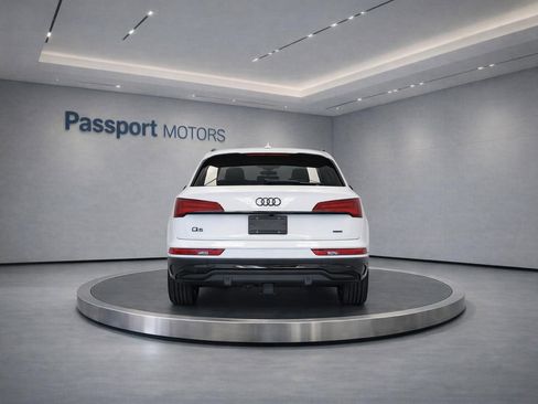 Used 2023 Audi Q5 2.0T Premium Plus w/ Premium Plus Package AWD/4WD image 5