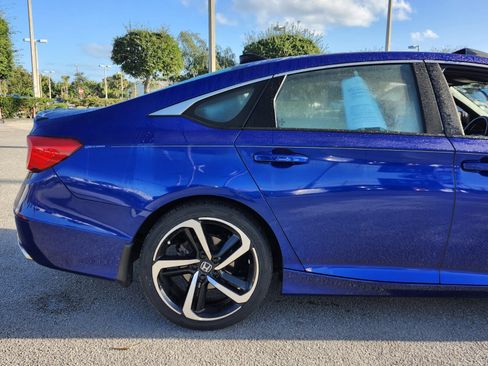 Used 2021 Honda Accord Sport image 4