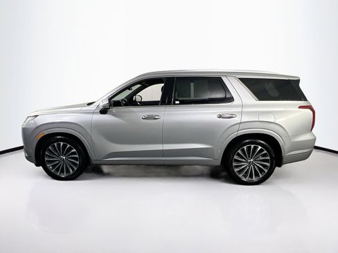 Used 2024 Hyundai Palisade Calligraphy image 8