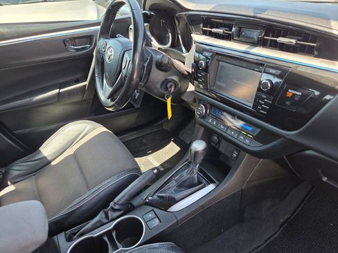 Used 2016 Toyota Corolla S FWD image 15