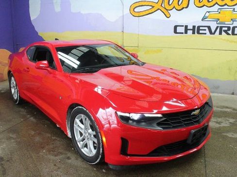 Used 2019 Chevrolet Camaro LS RWD image 4
