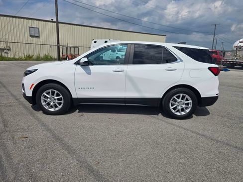 Used 2024 Chevrolet Equinox LT w/ LPO, Floor Liner Package AWD/4WD image 6