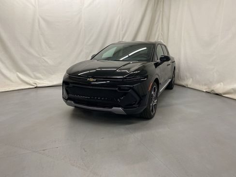 Used 2024 Chevrolet Equinox EV LT w/ Active Safety Package 3 image 2