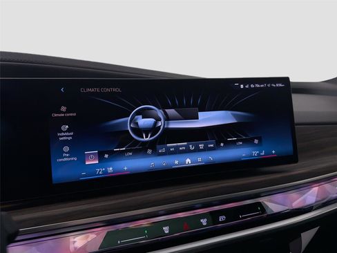 New 2026 BMW 750e xDrive AWD/4WD image 16