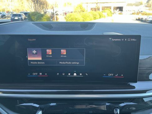 Certified 2024 BMW X7 xDrive40i image 23