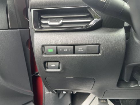 Used 2021 Nissan Sentra SR w/ SR Premium Package FWD image 30