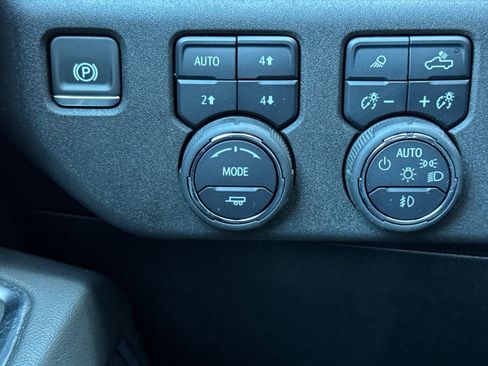 Certified 2025 Chevrolet Silverado 1500 RST w/ Convenience Package II image 30