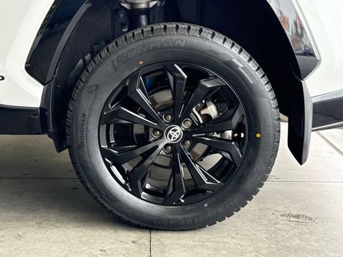 Certified 2023 Toyota RAV4 XSE AWD/4WD image 18